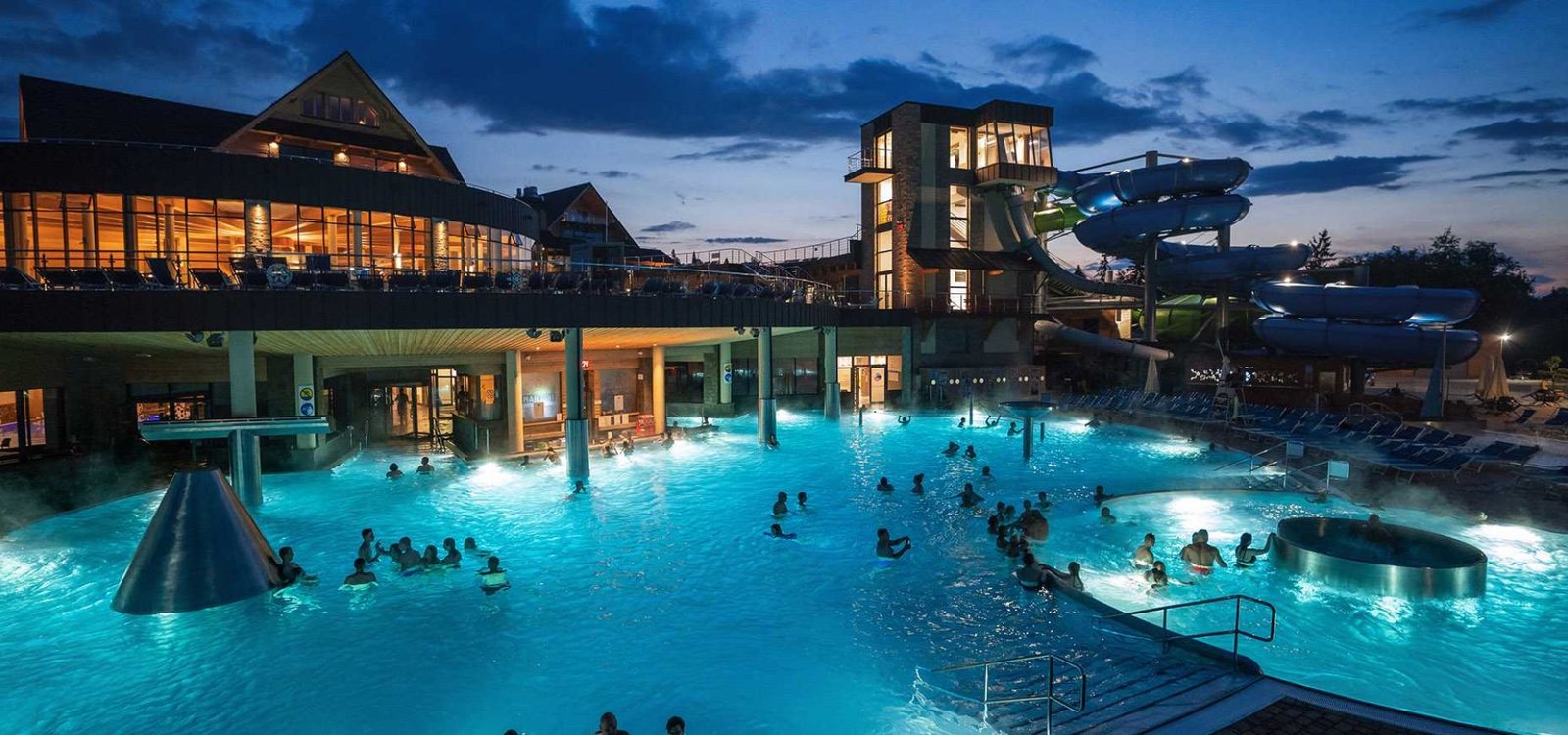 Strefa basenów w Chochołowskich Termach – alternatywa po wyprawie